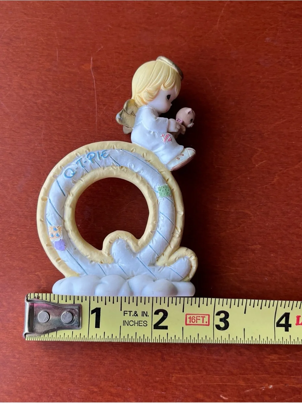 2002 Enesco Precious Moments Alphabet Figurine Letter Q “Angelic